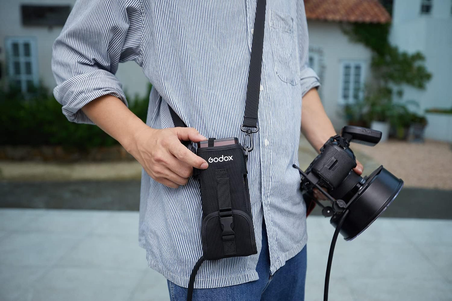GODOX CB-57 CB57 Cross Body Mini Bag AD200Pro AD200 AD200 Pro II Pocket Flash, Practical and Portable Flash Case