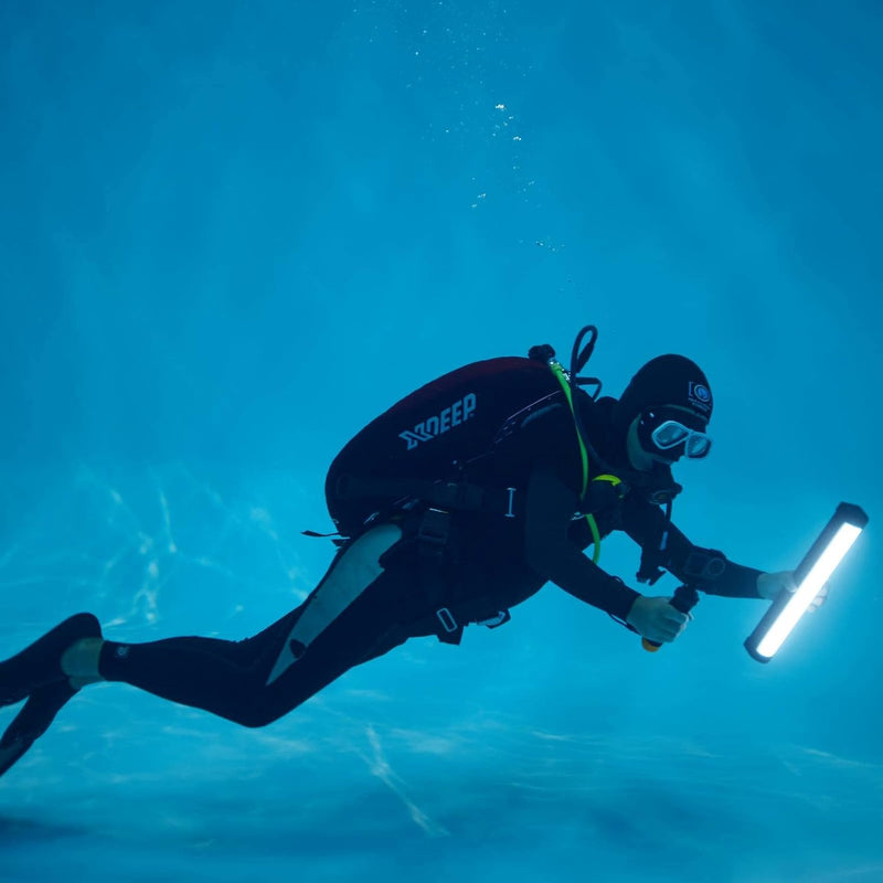 Godox WT25R RGB Waterproof LED Tube Light, 20W 9.8’’ RGB Underwater LED Light 1800K-10000K, CRI Dimming 0-100%, 13 FX Effects with CCT/HSI/Gel Mode, Supports 40m Dive Depth&Bluetooth APP Control