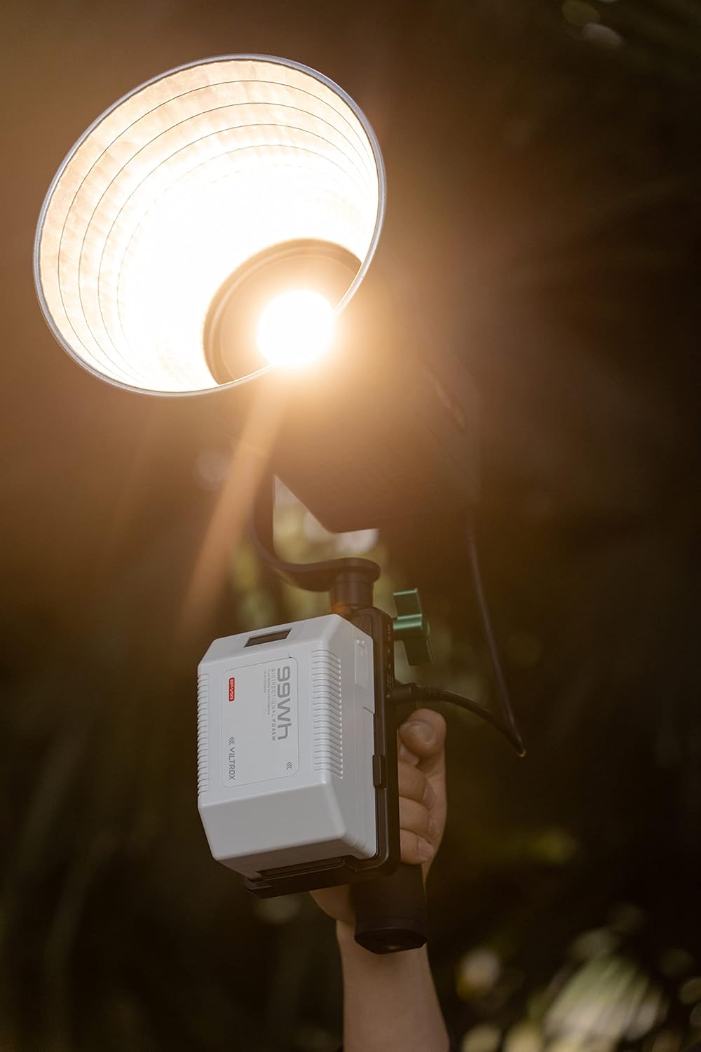 99Wh VILTROX V Mount Battery, 99Wh 14.8V Mini V-Mount Battery Support 45W PD USB-C Fast Charger, BP 10A Output, with D-TAP, Type-A, Type-C, OLED Screen, for Camera, Camcorder, Monitor, Filmmaker