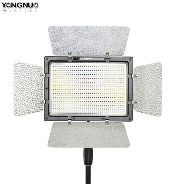 YONGNUO YN900 High CRI 95+ Wireless 3200K-5500K LED Video Light Panel,YN-900 900 Lamp Beans 7200LM 54W